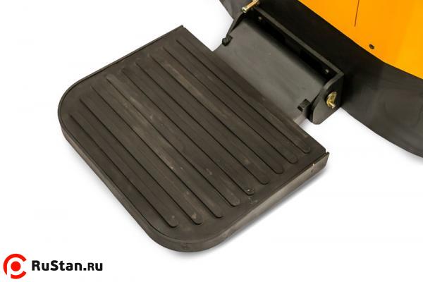 Штабелер электрический самоходный с платформой TOR 1,5т 5,0м ES15T4/5000 фото №5 Штабелер электрический самоходный с платформой TOR 1,5т 5,0м ES15T4/5000 фото №5