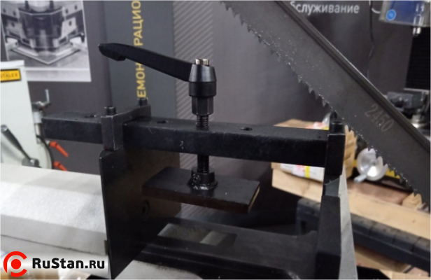Прижим пакетной резки для BSM-220GV фото №1