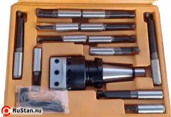Расточная головка(с набором расточных резцов из 12 шт.) конус ISO50 фото №1
