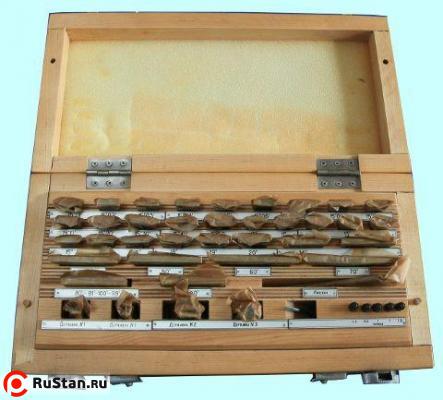 Набор мер плоского угла № 2, кл.точн.1 (33 меры от 15°10" до 90°) г.в.1983-1989 фото №1 Набор мер плоского угла № 2, кл.точн.1 (33 меры от 15°10" до 90°) г.в.1983-1989 фото №1