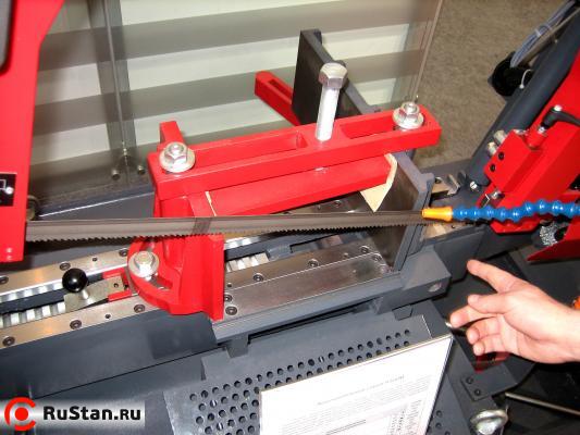 H300M Ручной ленточнопильный станок. Тиски фото №4 EMI H300M фото №4