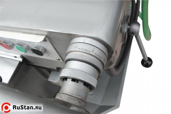 Лимб. JET JMD-1667 DRO Универсальный фрезерный станок фото №7 Лимб. JET JMD-1667 DRO Универсальный фрезерный станок фото №7