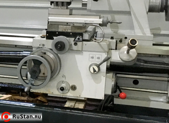 Станок оснащен функцией быстрого перемещения суппорта. фото №19 METAL MASTER Z51200 фото №19