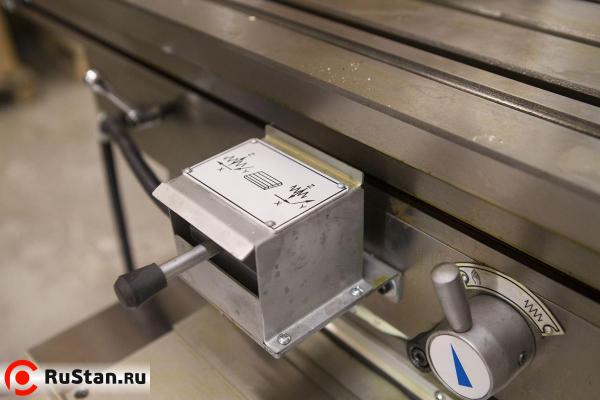 Широкоуниверсальный фрезерный станок STALEX MUF150 Servo фото №21 MUF150 Servo фото №21